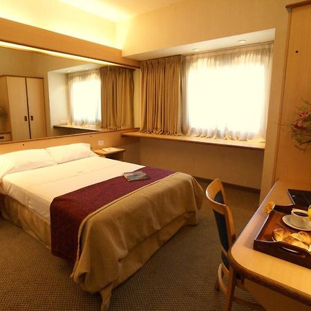 Hotel Aeroparque Inn & Suites Buenos Aires Eksteriør bilde
