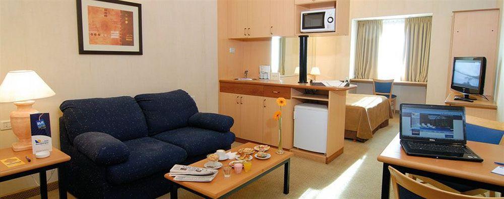 Hotel Aeroparque Inn & Suites Buenos Aires Eksteriør bilde